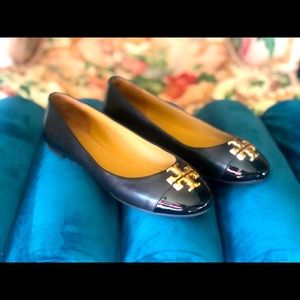 Tory Burch Cap-Toe Chelsea Flats